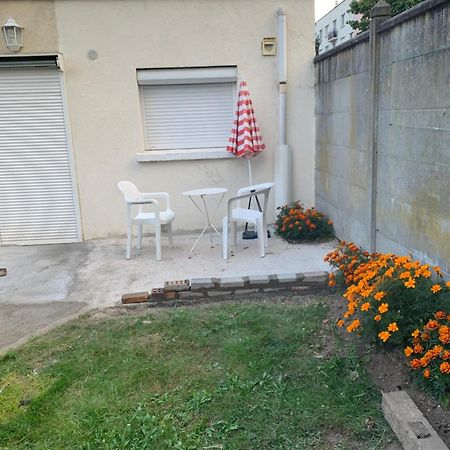 Studio Fond De Jardin Palaiseau Extérieur photo